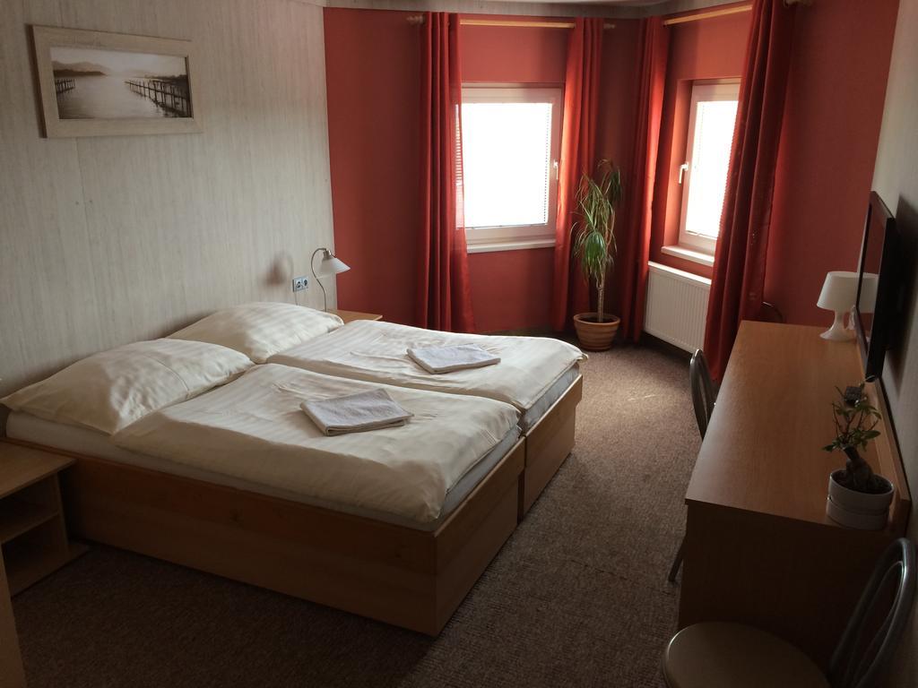 Hotel Pohadka モスト 部屋 写真